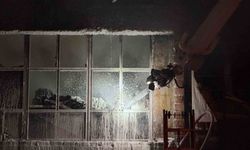 Hırdavat dükkanı alev topuna döndü, ekipler seferber oldu