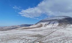 Iğdır'ın zirvelerinde kış: Köyler havadan görüntülendi