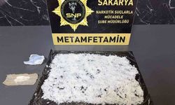 İstanbul'dan Zonguldak'a uyuşturucu sevk eden şahıslar Sakarya'da yakalandı