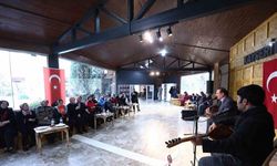 Kadın muhtarlar, seçme ve seçilme hakkını müzik ziyafeti ile kutladı