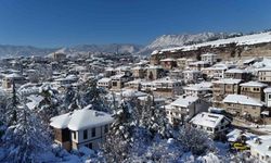 Kar altında masalsı görüntüler sunan UNESCO Kenti Safranbolu dron ile görüntülendi