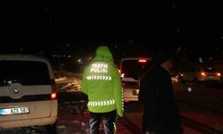 Kar ve tipi nedeniyle Sakaltutan, Kızıldağ ve Ahmediye Geçitlerinde yol ulaşıma kapandı