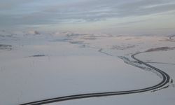 Kar yağışı sonrası kentte kartpostallık görüntüler oluştu