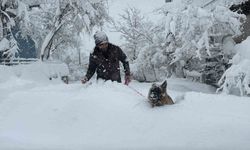 Karabük'te kar esareti devam ediyor