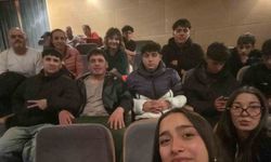 Karacasu’da öğrenciler tiyatroyla buluştu