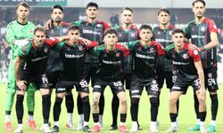 Karşıyaka devre arasına galibiyetle girdi