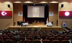 KBÜ’de sosyal bilimler öğrencileri Zihin Arenası’nda buluştu