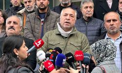 Kocaeli’deki fabrika yangınında ölenlerin yakınlarından SGK önünde açıklama