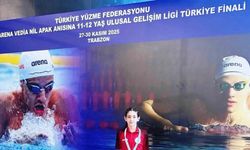 Körfezli yüzücü Trabzon’dan madalyayla döndü