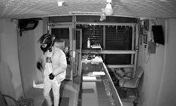 Kuyumcudan 5-6 kilo altın çaldılar, parasıyla lüks araç satın aldılar