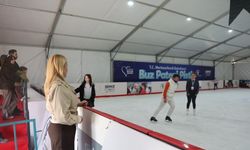 Merkezefendi’de buz pateni pisti açıldı