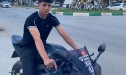 Mezarlıkta otomobilde 2 genç ölü bulundu, otomobilde isimleri yazılı şef bıçağı bulundu