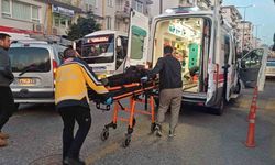 Motosikletle otomobil çarpıştı: 1 yaralı