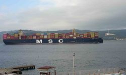 'MSC Türkiye' Çanakkale Boğazı'ndan geçti