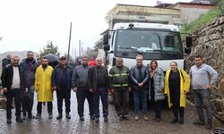 Nazilli Belediyesi Işıklar Mahallesi’nde 5 bin ağaç fidanı dağıttı