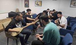 Öğrenci yurdunda satranç turnuvası heyecanı yaşandı