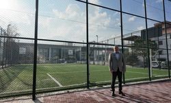 Pamukkale Belediyesi mahalle gençlerinin kullandığı halı sahayı ücretli yaptı