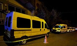 Park halindeki minibüsü kurşunlayıp kaçtılar