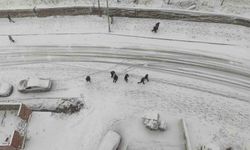 Sason'da kar yağışı nedeniyle eğitime ara verildi