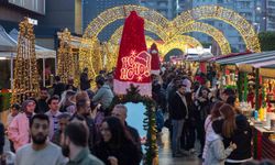 Sayapark'ta yılbaşı coşkusu tüm hızıyla devam ediyor