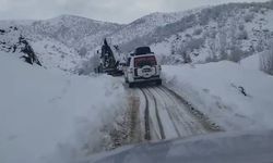 Siirt'te iç kanama geçiren hasta, ekiplerin yolu açmasıyla hastaneye yetiştirildi