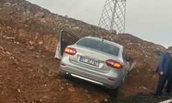 Siirt’te otomobil devrildi: 4 yaralı