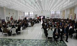 Sivas’ta öğrenciler, meslek sektörleri temsilcileri ile buluştu