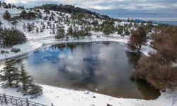 Spil Dağı beyaz gelinliğini giydi