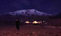 Süphan Dağı’nda kartpostallık görüntüler