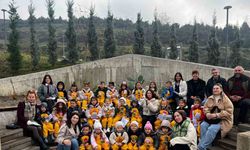 Süs ve Tıbbi Bitkiler Botanik Bahçesi minik ziyaretçilerini ağırladı