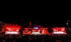 Tayland yeni yılı havai fişek gösterileriyle karşıladı