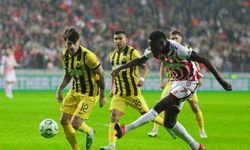 UEFA Konferans Ligi: Samsunspor: 1 - AEK Atina: 0 (İlk yarı)
