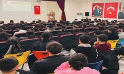Uludere’de lise öğrencilerine MSÜ tanıtım semineri düzenlendi