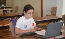 Uluslararası Bilgisayar Klavye Yarışında Türkiye Dünya şampiyonu oldu