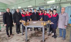 Vali Işın, 'Mesleki eğitim üretim, istihdam ve kalkınma açısından büyük önem taşıyor'