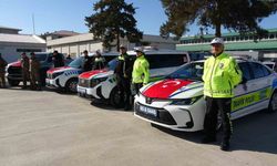 Van’da emniyet bünyesine alınan yeni araçlar törenle teslim edildi