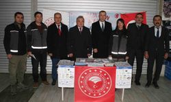 Vatandaşları bilgilendirmek için pazarda 'Sağlık için Balık' konulu stant kuruldu