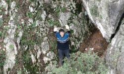 Yaşam için son çığlığı 4'üncü gün duyuldu: Dağın zirvesinde mahsur kalan genç için ekipler seferber oldu