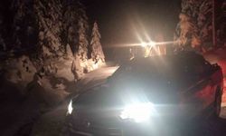 Yaylada mahsur kalan vatandaşların belediye ekipleri kurtardı