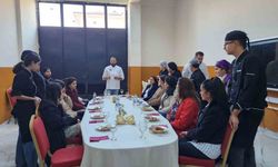 Yemekleri bu kez öğrenciler yaptı, anneler jüri oldu