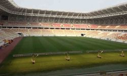 Yeni Malatyaspor’dan geriye kusursuz stat zemini kaldı