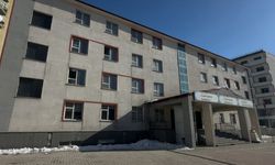 Yüksekova’da örnek uygulama: Okulun pencereleri güvenli hale getirildi