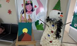 Yüksekova'da Toplum ve Ruh Sağlığı Merkezinde hastaların ürünleri sergilendi