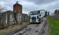 Alaplı'da dereye atılan ölü tavuklar nedeniyle 8 köy susuz kaldı