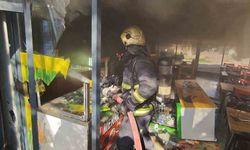 Antalya'da işyerini kendini kilitleyip yangın çıkaran pideci, camları kırıp içeriye giren itfaiye ekiplerince baygın bulundu