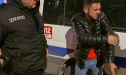 Arabanın içinde bıçaklandı, 'Kaçmasaydım beni öldürürdü' dedi