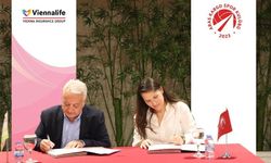 Aras Kargo Kadın Voleybol Takımı'nın resmi sponsoru Viennalife oldu