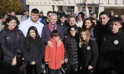 Ardahan'a atanan Vali Mehmet Fatih Çiçekli'yi uğurlama töreninde duygu dolu anlar