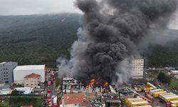 Ataşehir'deki fabrika yangını havadan görüntülendi