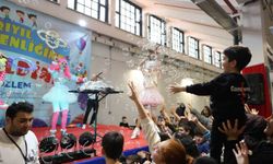 Aydın Büyükşehir Belediyesi'nden Efeler'de yarıyıl karne şenliği